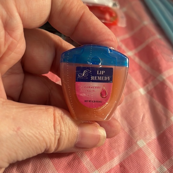 🎈SALE🎈🎀#12.MAKEUP BUNDLE🎀 - Picture 11 of 11